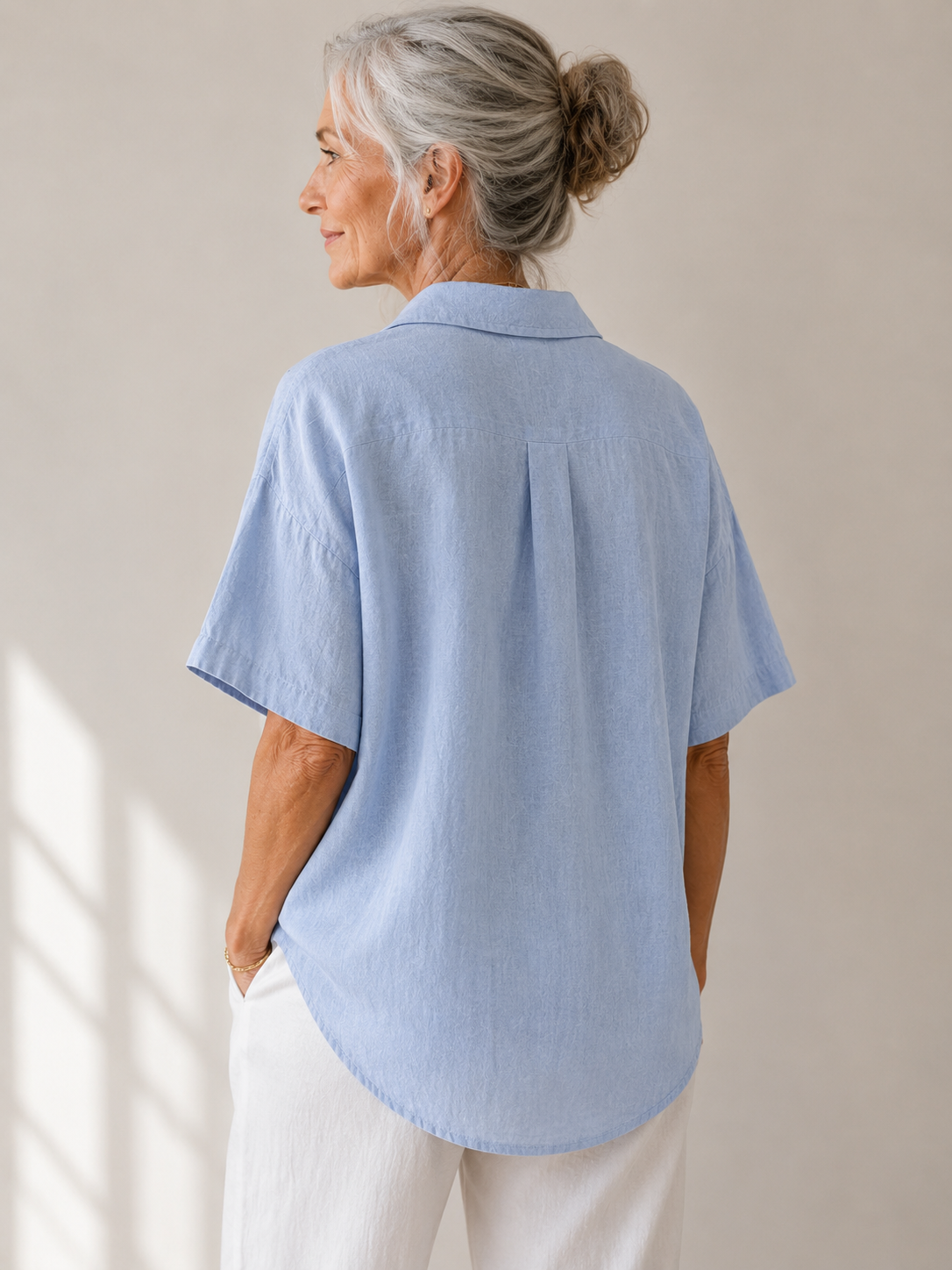 Sonja | Blusa con cuello y detalle de botones