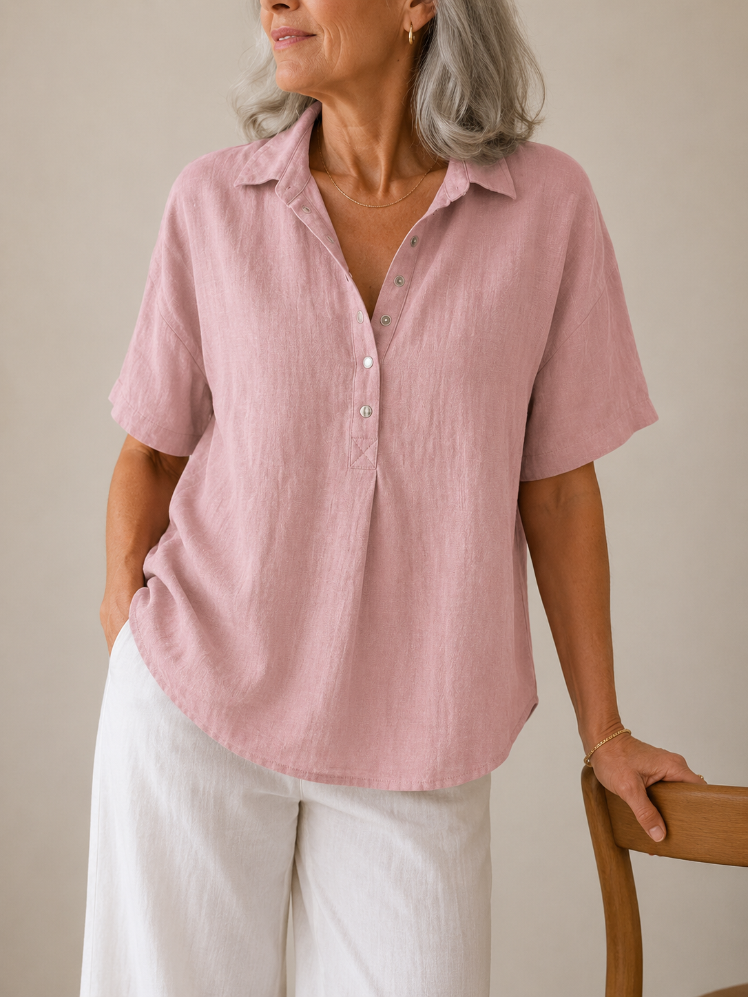 Sonja | Blusa con cuello y detalle de botones